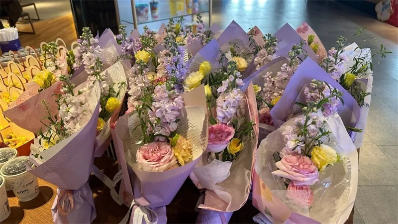 “風火輪加速美麗，乾坤圈圈住幸?！迸窆澨貏e活動1