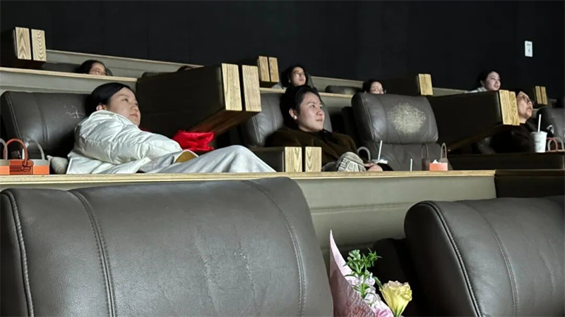 “風火輪加速美麗，乾坤圈圈住幸?！迸窆澨貏e活動4